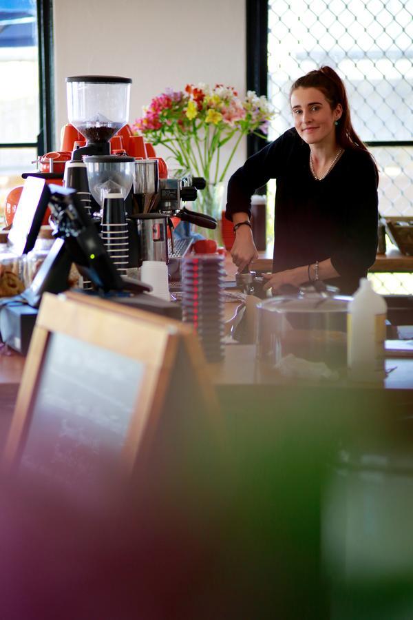Tea Gardens Hotel מראה חיצוני תמונה